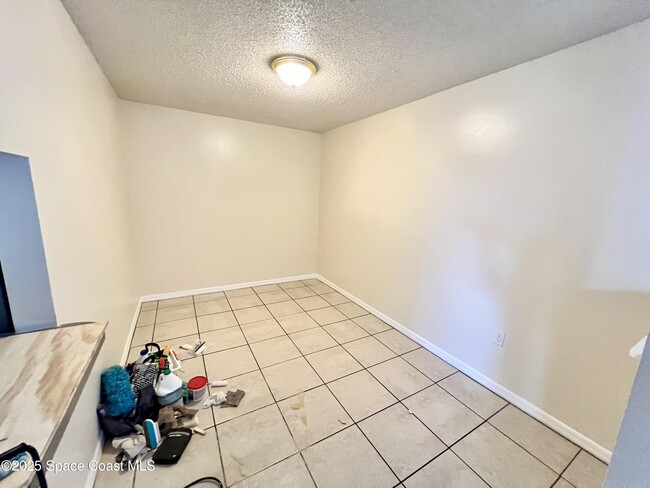 Photo - 110 Summer Pl Unidad 4