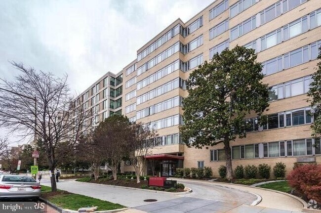 Building Photo - 1711 Massachusetts Ave NW Unit 714 Rental