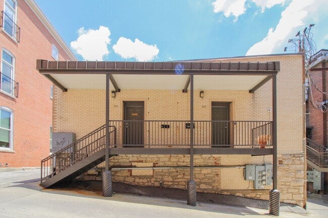 Photo - 10 N Tenth St Unit Apt 202