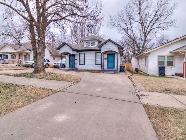1720 NW 30th St