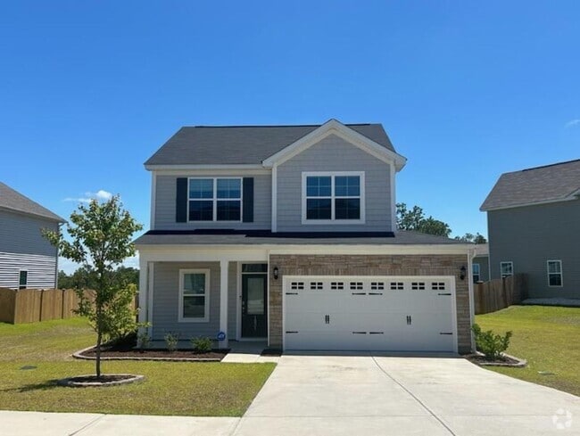 Building Photo - Wonderful Four Bedroom Home Located in the...