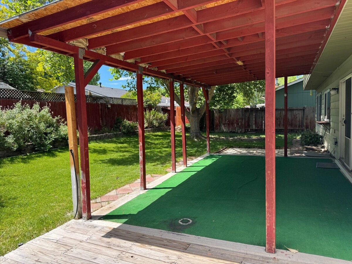 Photo - Four Bedroom in Sparks