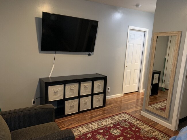 Photo - 2190 Cascade St Unit Apt