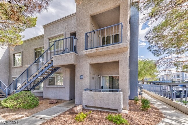 Building Photo - 2201 Ramsgate Dr Unit 118