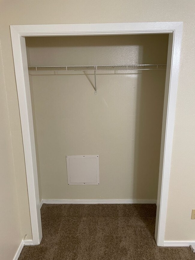 Photo - 2344 Elm Park Dr