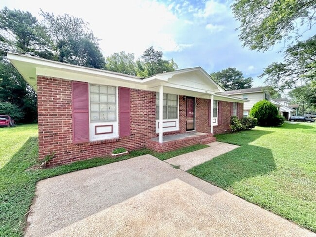 Photo - 3218 Teton Dr NW