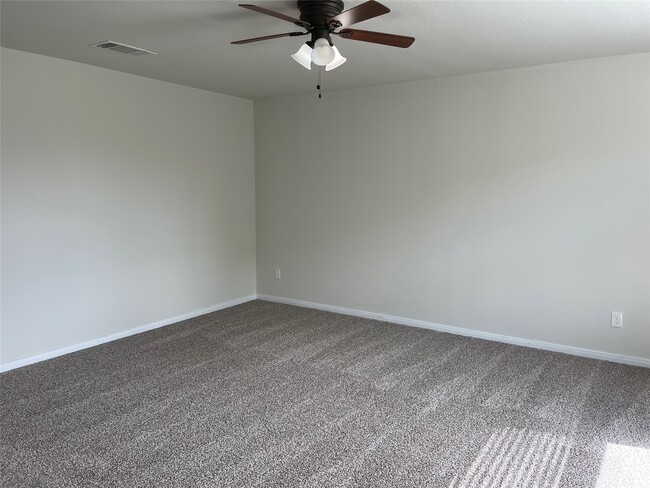 Building Photo - 2522 Bedrock Ln