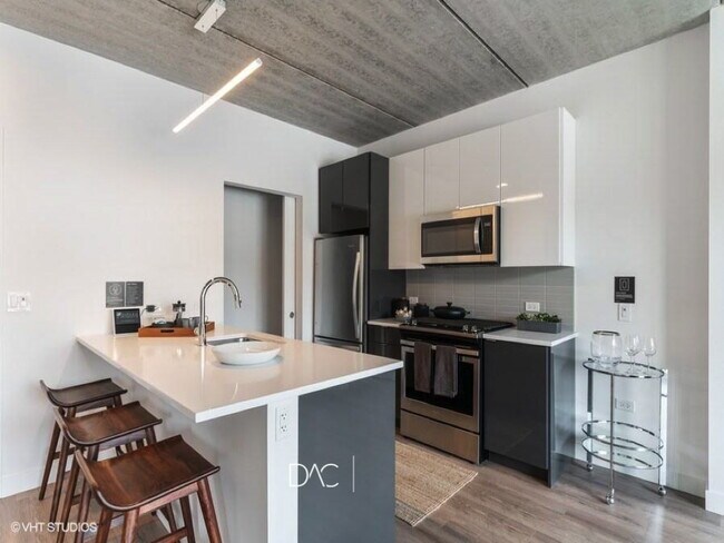 Photo - 3636 N Halsted St Unit 306