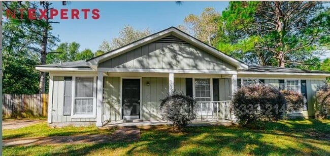 Photo - 1725 Wagon Wheel Dr