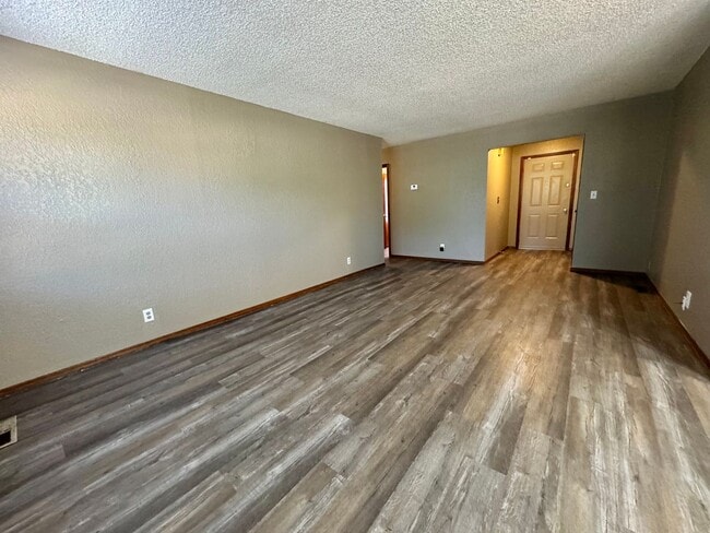 Photo - Adorable 3 bedroom 1.5 bathroom located in Tulsa Ok