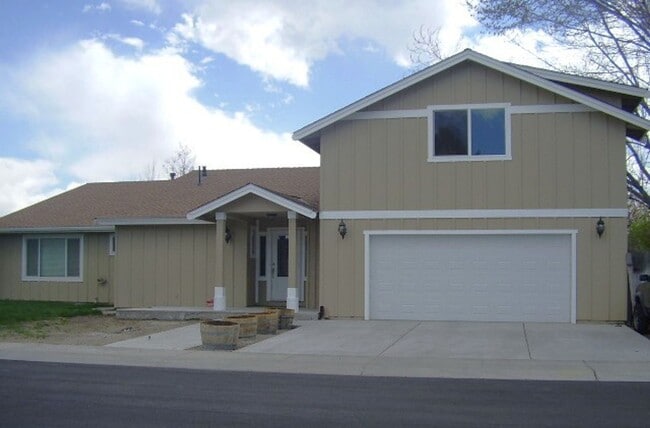 Building Photo - 4 Bedroom Home for Rent Westwood-Minden