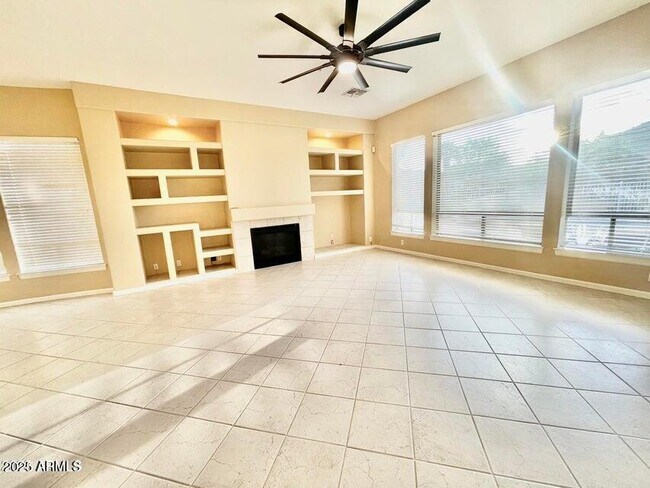 Photo - 11041 N 138th Way