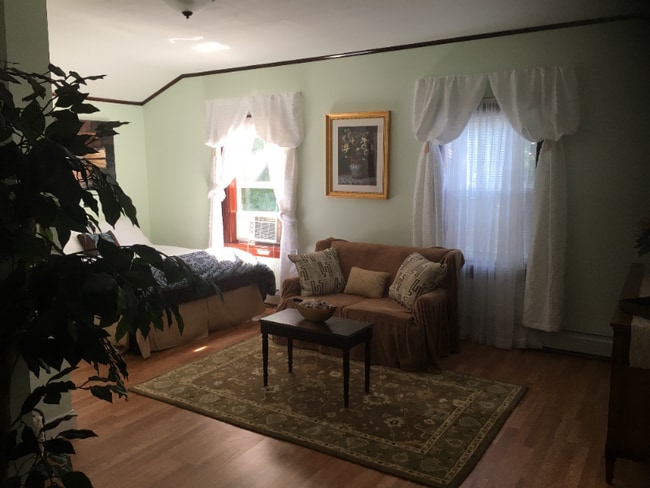 Photo - 39 Outlook Ave