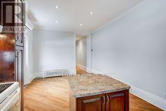 Photo - 1098 Bathurst St