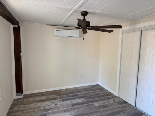 Photo - 1211 Cedar Hill Ln