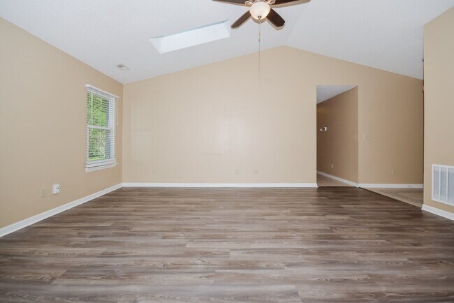 Photo - 9012 Lighthorse Dr