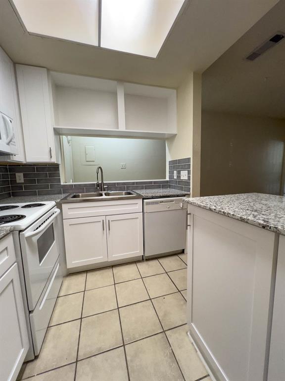 Photo - 806 W 24th St Unit 130
