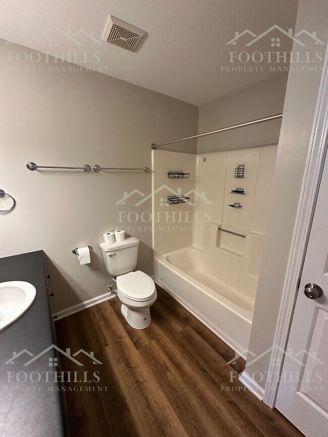 Photo - Comfort & Space in a Great Location! 3-Bed... House