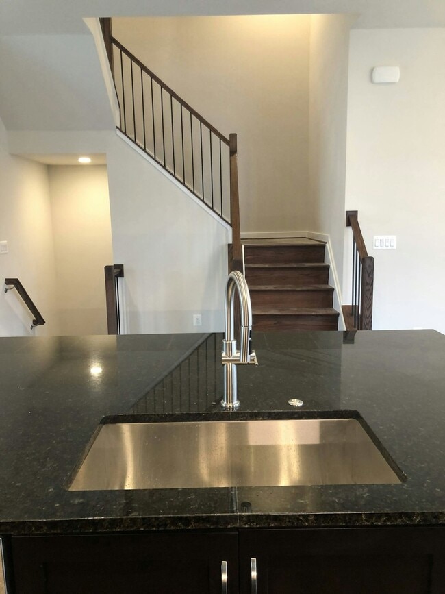 Photo - 22188 Webster Pk Ter Casa Adosada