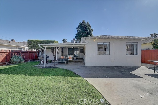 Photo - 444 N Shattuck Pl