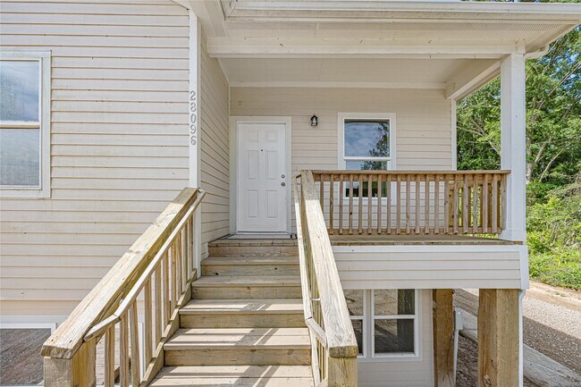 28096 7 Sisters Rd