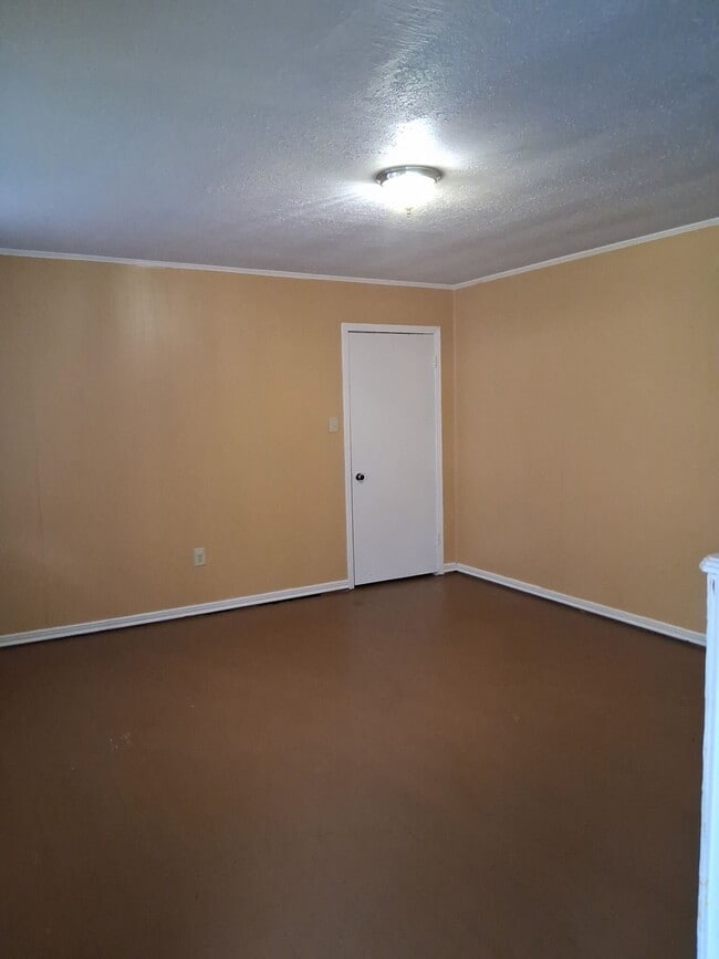 Photo - 1215 Tara Rd