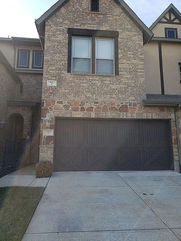 Photo - 1605 Brook Glen Dr