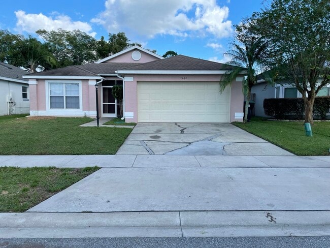 Photo - 464 Short Pine Cir