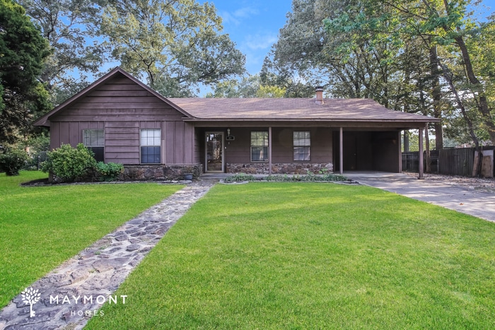 17 Greenbrier Dr