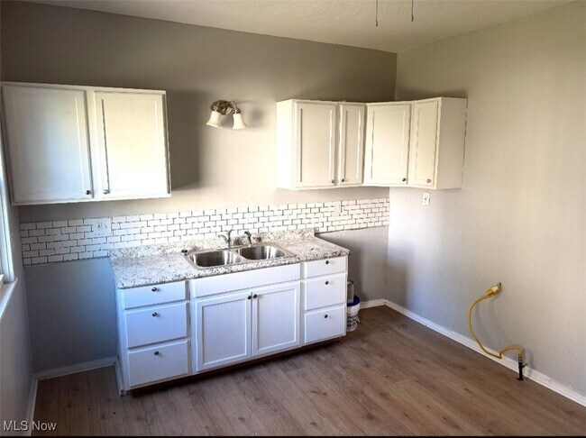 Photo - 1017 Washington Ave