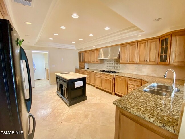 Photo - 4555 Tam O Shanter Dr