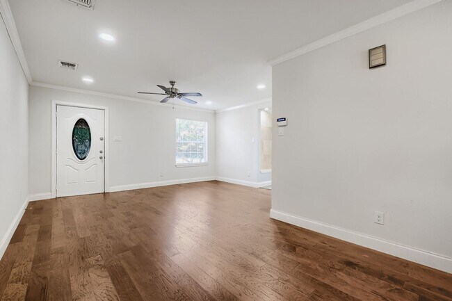 Photo - Alamo Heights home available now!