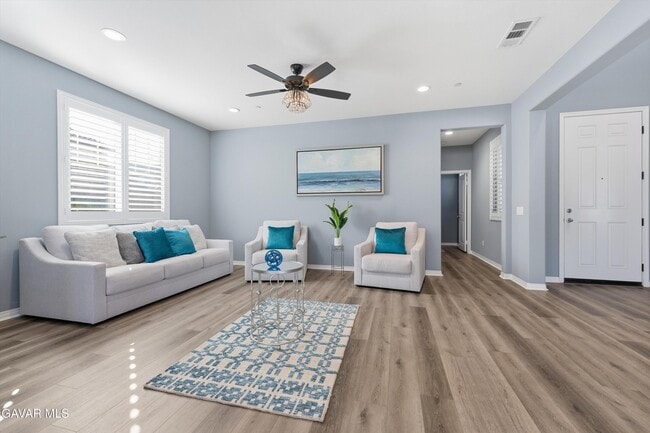 Photo - 41638 Cielo Vista Dr