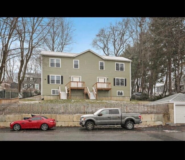 Building Photo - 601 Washington St Rental