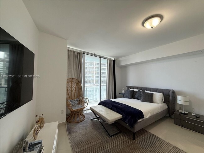 Photo - 475 Brickell Ave Unit 3207