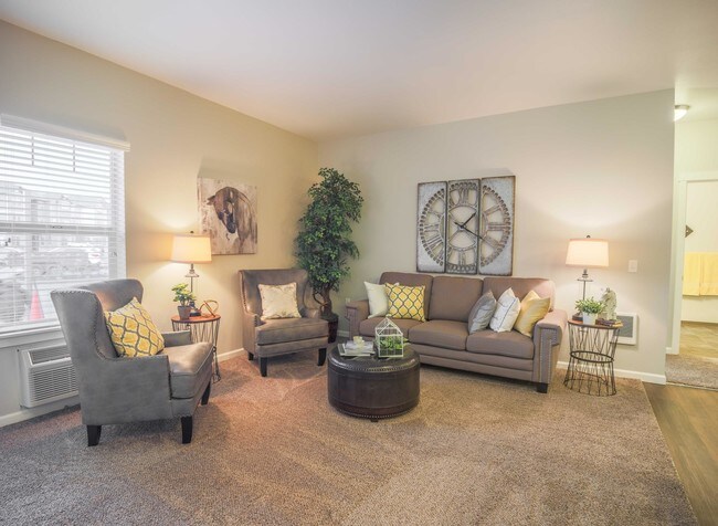 Photo - The Fairway Apartments