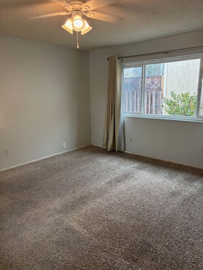 Photo - Fair Oaks Bungalow!