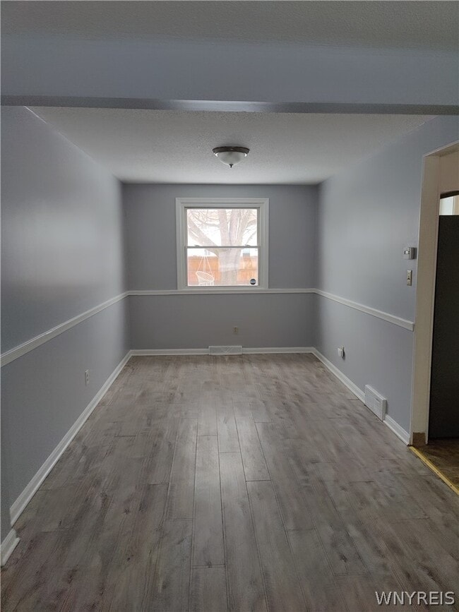 Photo - 32 Cascade Dr