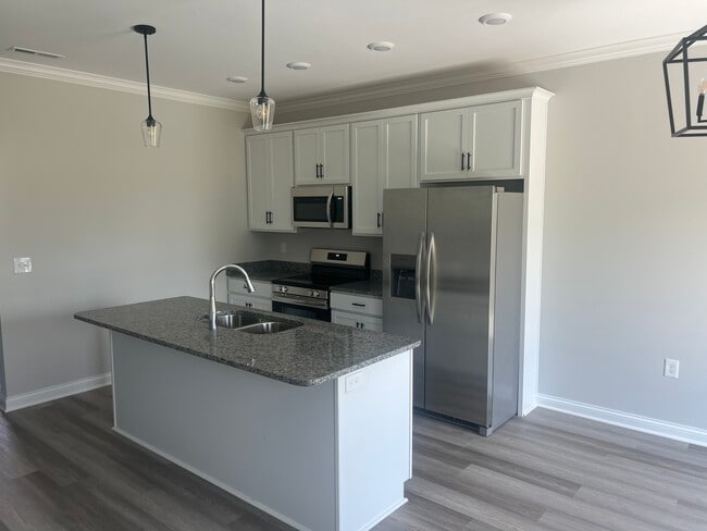 Photo - 6481 Fortuna Ave