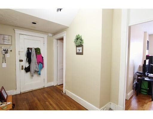 Photo - 32 Sidlaw Rd Unit 3