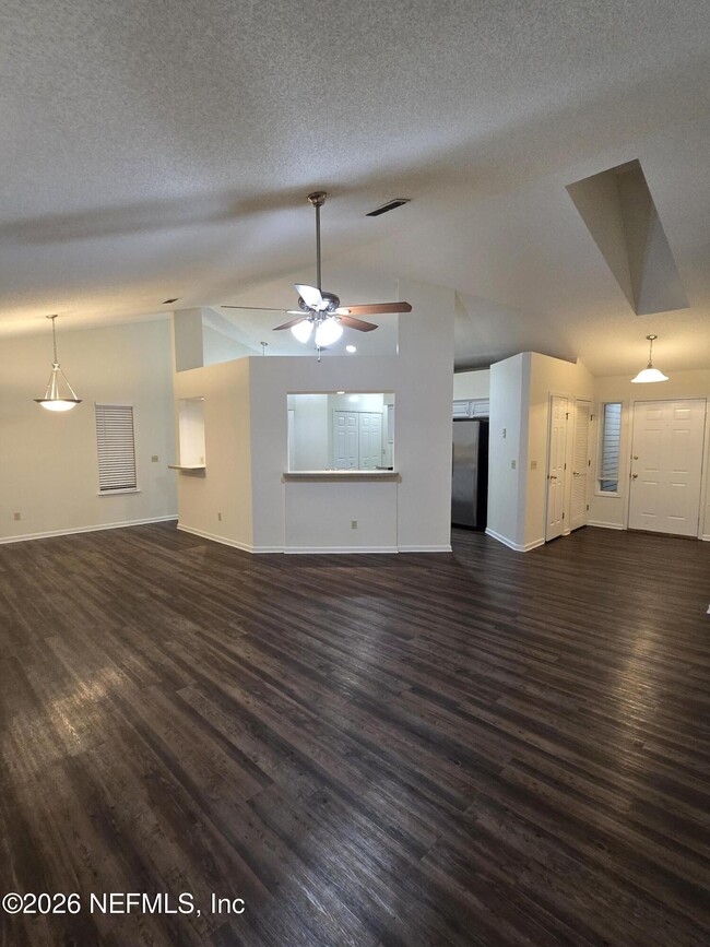 Photo - 9150 Camshire Dr