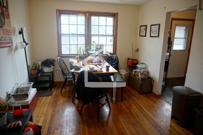 Photo - 33 Higgins St Unit 1