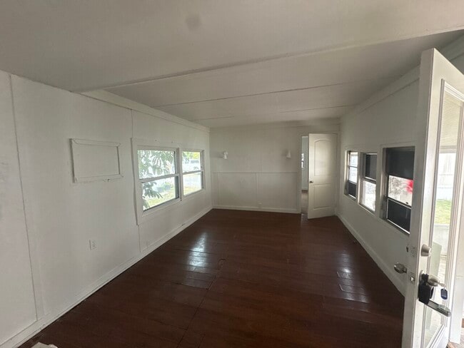 Photo - 920 Boardwalk Ln