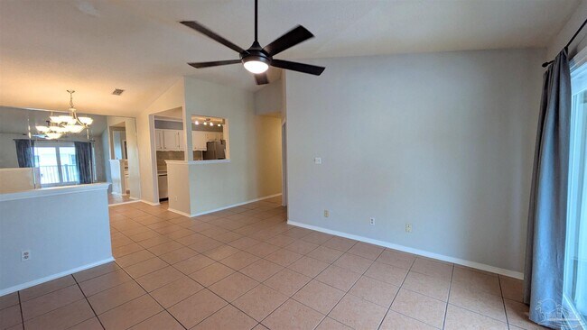 Photo - 7171 N 9th Ave Unidad B6