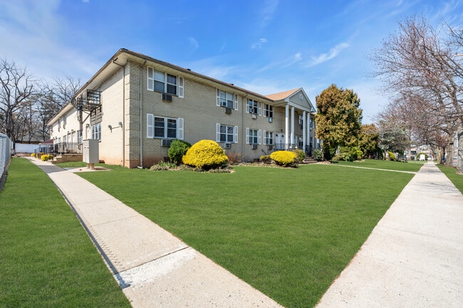 Cheryl Gardens