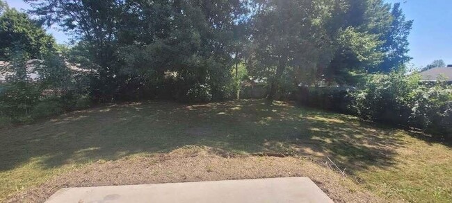 Photo - 918 S Luster Ave