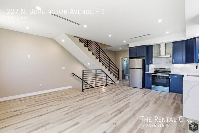 Building Photo - 227 N Burlington Ave Unit 1