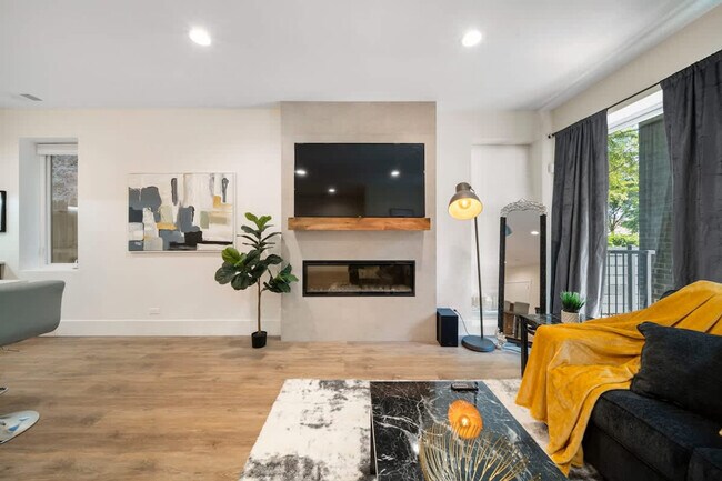 Photo - 2110 W Washington Blvd Unidad ID1261733P