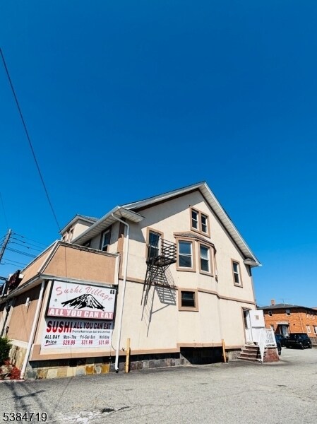 Building Photo - 68 Newark Pompton Turnpike Unit 2 Rental