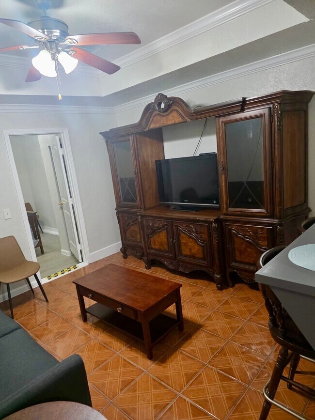 Photo - 814 Connally Terrace Unit 3